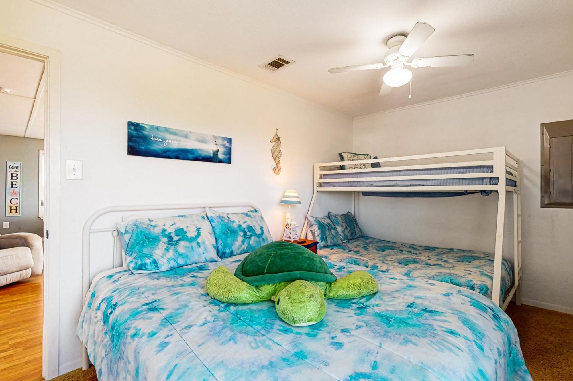 Turtle Sea-Renity Beach Cottage Кристал-Бич Экстерьер фото